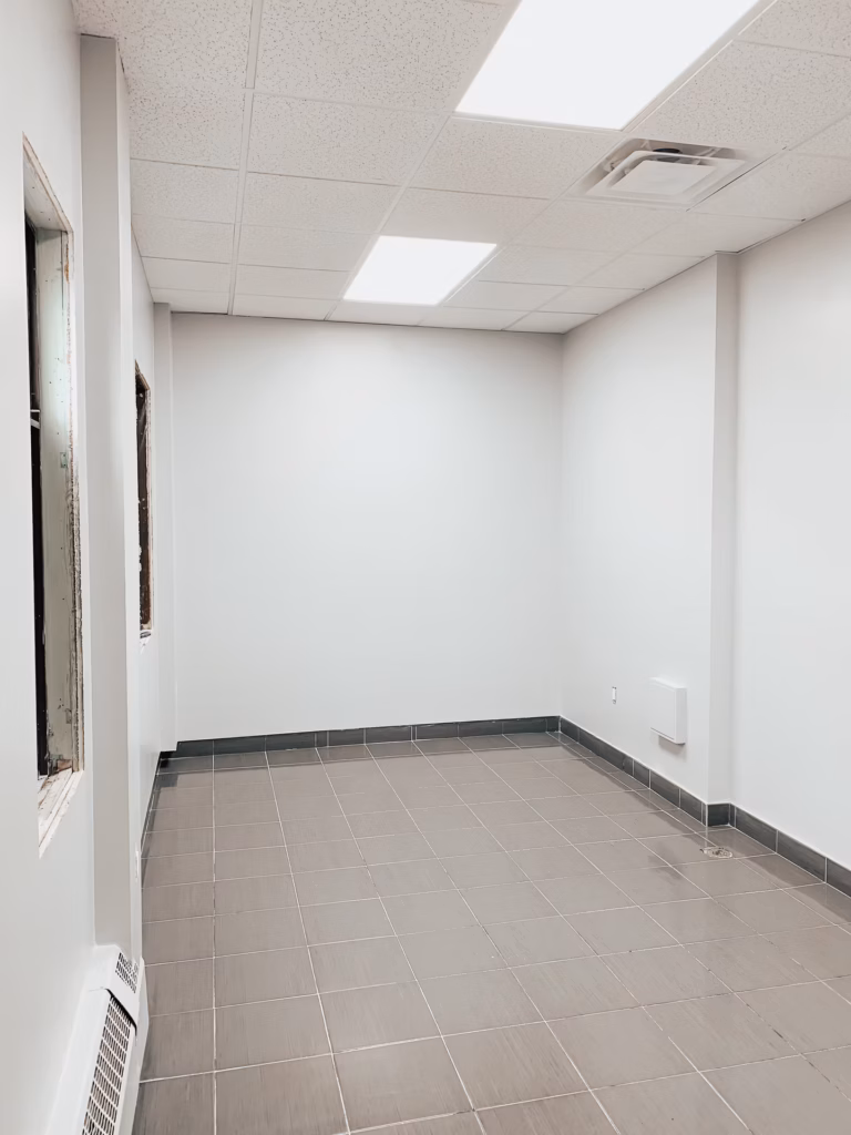 Empty commercial