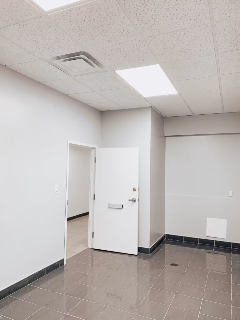 Empty commercial
