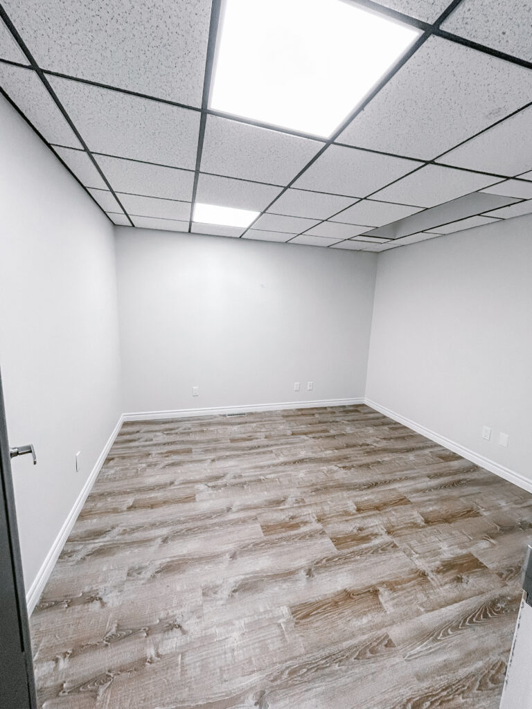 Photo of 2109 London Line, Sarnia, Suite 19