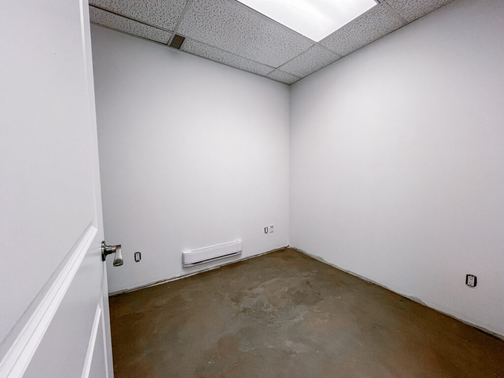 Photo of 120 Wellington Street, Suite 101