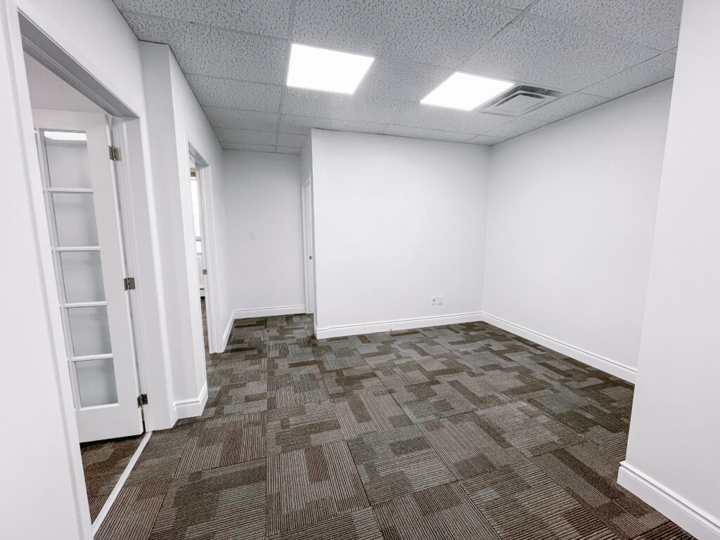 Photo of 111 Waterloo Street, Suite 409